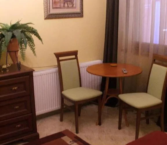 Arany Elefant Szallashely 3* Esztergom